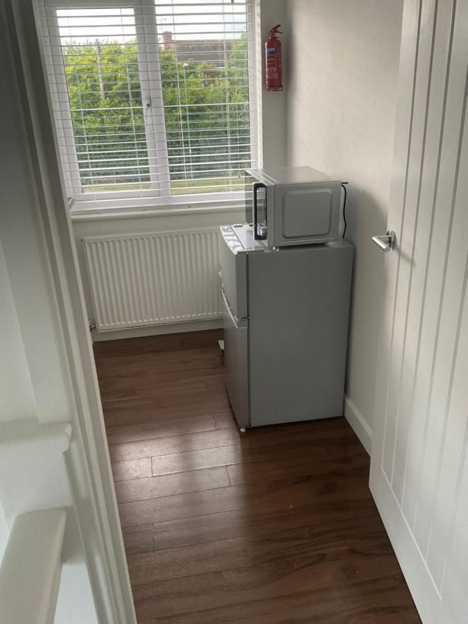Self Contained Guest Flat Apartment Wick  Bagian luar foto