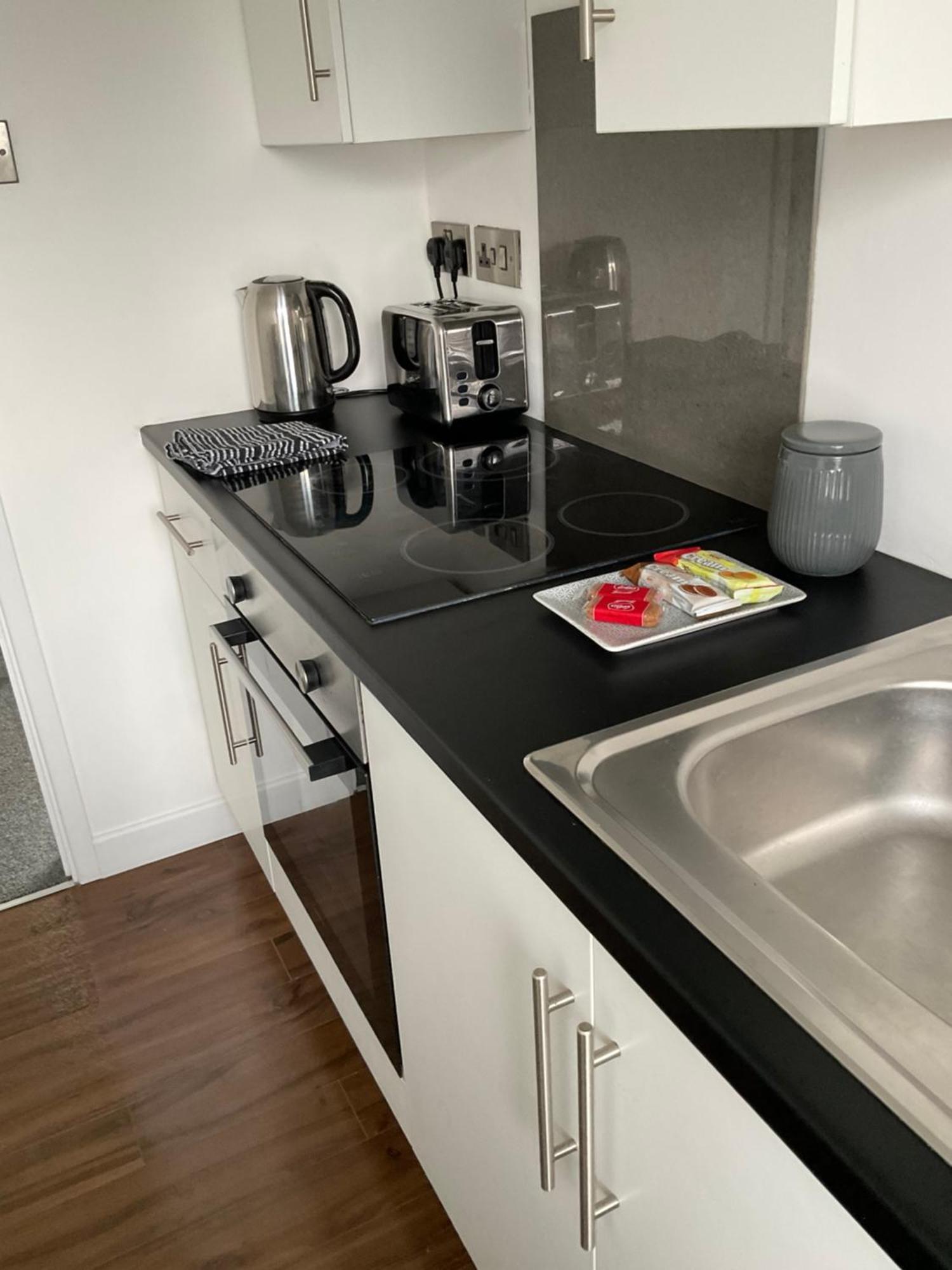 Self Contained Guest Flat Apartment Wick  Bagian luar foto